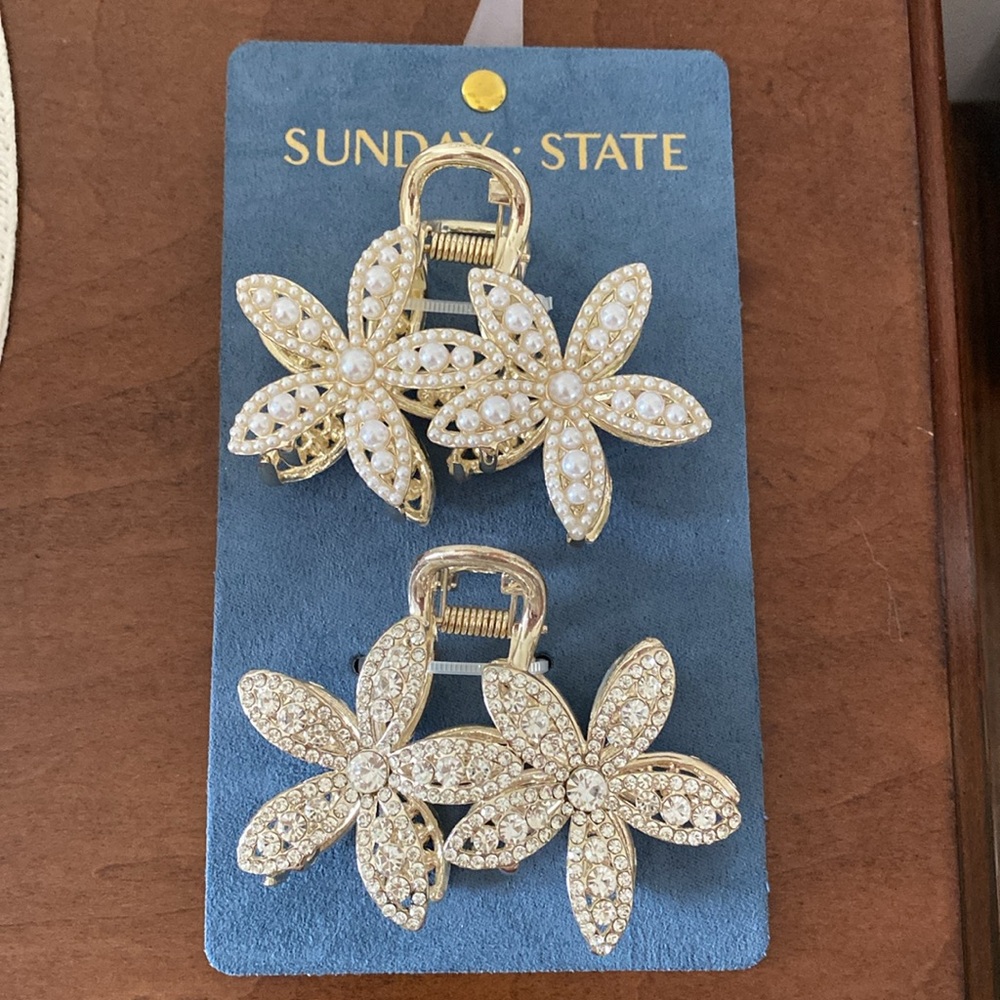 Sunday State Hair Clips